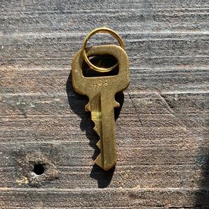 Louis Vuitton key #438